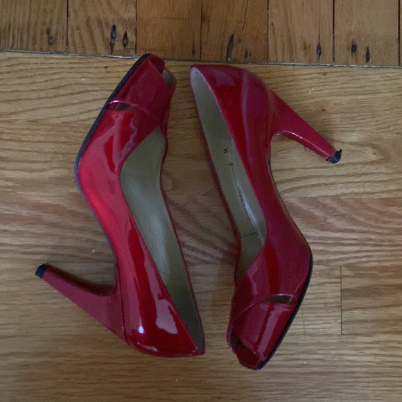 Stuart Weitzman “Quasar” Leather Open Toed Heels - Picture 11 of 15